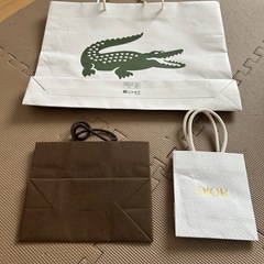 ブランド紙袋3点の画像