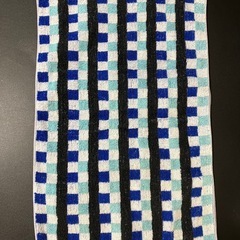 アディダスのスポーツタオルの画像