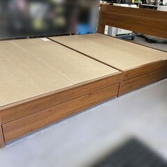 モダンデコ フレームのみ ダブルベッド 幅141×全長212×高さ70.5cm コンセントあり 宮付き 引き出し付き ベッド下収納 ダブルサイズ 札幌市手稲区の画像