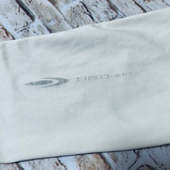 【TIGORA 】アンダーシャツVネック　長袖　スポーツ　インナー　Lサイズの画像