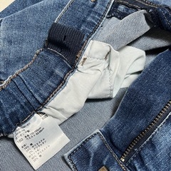 ワイドジーンズの画像