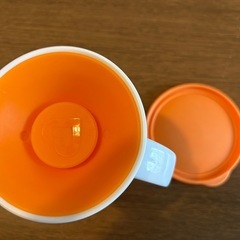 【マンチキン ミラクルカップ／フタ付き・取っ手付き】の画像