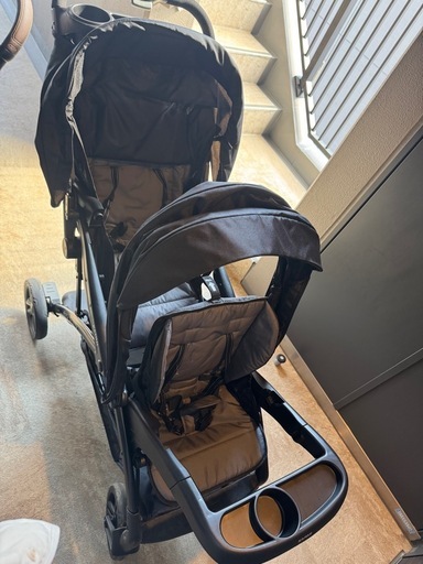 2人乗りベビーカー　KATOJI ベビーカー 二人でゴーDX