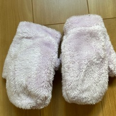 もこもこくまちゃん手袋の画像