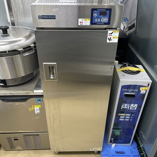 6891【美品】ESD-4MP ニチワ 食器消毒保管機 (電気式) 参考27万円