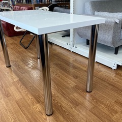 取りに来れる方限定 テーブル ホワイト キズ有 の画像