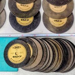 🍓 定価の30%／大きめの切断砥石一枚あたり222円／トーケン／東京研削砥石／４７枚    の画像