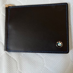 クリップ財布の画像