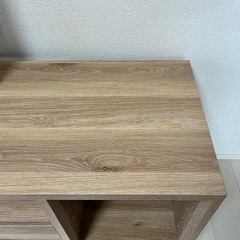 LOWYAテレビボードの画像