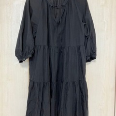 未使用　ユニクロ ティアードミニワンピースの画像