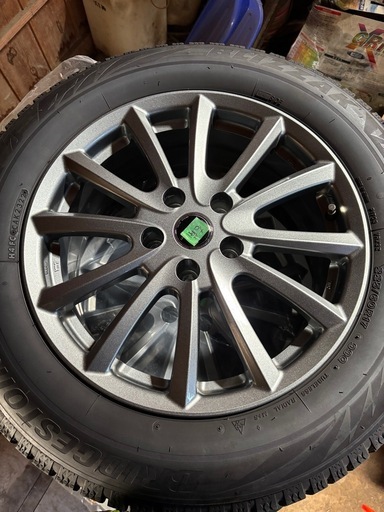 225/60R17　スタッドレス　タイヤ　ホイール　ブリヂストン 30系アルファード