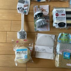 スポンジ、金たわし、ブラシ　まとめ売りの画像