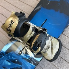 Burton スノーボードの画像