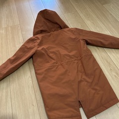 UNIQLOキッズコート130cmの画像