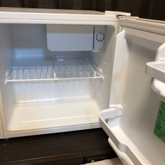 在庫ラスト‼️y'sヤマダセレクト小型冷蔵庫の画像