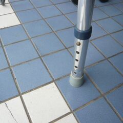 ID：241288　歩行補助具の画像