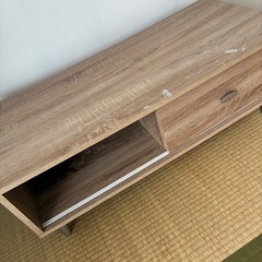 テレビボードの画像