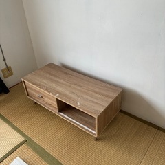 テレビボードの画像