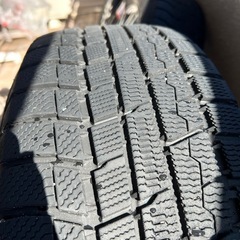 17インチ　スタッドレスタイヤの画像