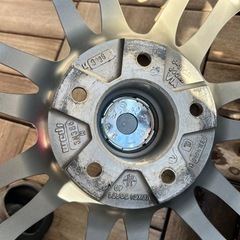 17インチ　スタッドレスタイヤの画像