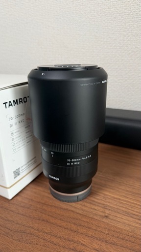 【美品】タムロン(TAMRON) ズーム70-300mm F/4.5-6.3 Di III RXD (A047) ソニーEマウント