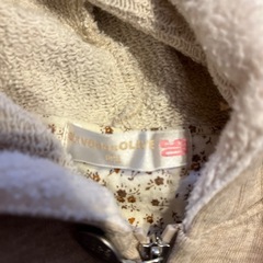 フード付きパーカー　90サイズの画像