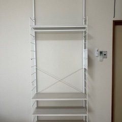 ニトリ突っ張り壁面収納ワードローブNポルダの画像