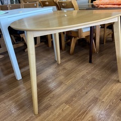 関家具 ダイニングテーブル ナチュラル キズ有の画像