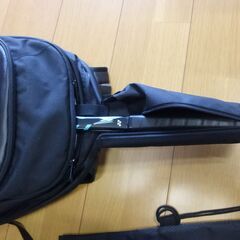 ラケット ADX50GHG + ミズノバックパックTOUR01b 63JD2008 + テニストレーナー　全未使用の画像