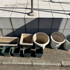 【取引相手は決まりました】植木鉢　プラスチックの画像