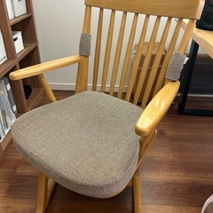 ニトリ　回転式ダイニングチェア（中古）の画像