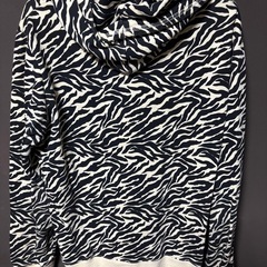 パーカーLサイズの画像