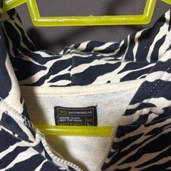 パーカーLサイズの画像