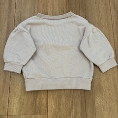 100円。女の子トレーナー90cmの画像