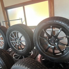 スタッドレスタイヤセット多数の画像