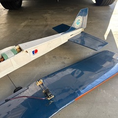 ガソリンエンジン ラジコン飛行機の画像