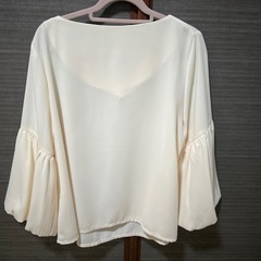 INGNI 七部袖ブラウス ぽわん袖 Mサイズの画像