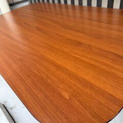 ニトリ ミーディングテーブル ストラップ135 会議机の画像