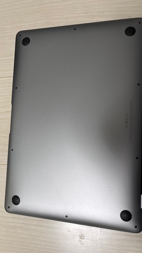 MacBook Air (M1, 2020) / 8GB / 256GB / 箱・充電器付き