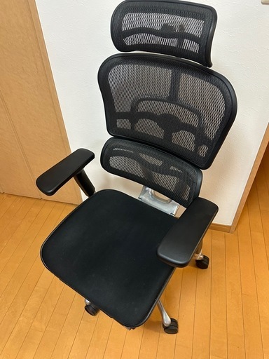 【定価15万】エルゴヒューマン　メッシュオフィスチェア　ブラック