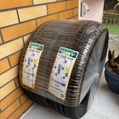 タイヤ新品2本の画像