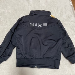 ナイキ　ジャージ　ジャケット　110センチ　くらいの画像