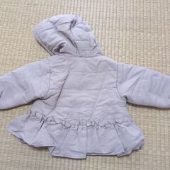 【90cm】しまむら♡シーズンリーズン♡フリル付きフードボアジャケットの画像
