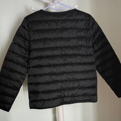 新品未使用　中わたナイロンジャンパー　Sサイズの画像
