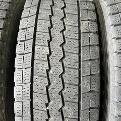 195/80R15 107/105LT ダンロップ冬タイヤ 2020年製造 4本の画像