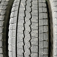 195/80R15 107/105LT ダンロップ冬タイヤ 2020年製造 4本の画像