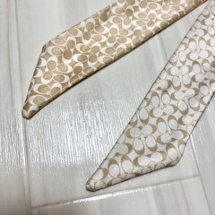 コーチ　coach スカーフ　白　ベージュの画像