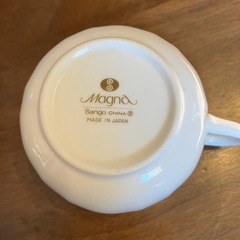 Magna 青い花柄 ティーカップ・ソーサー セットの画像