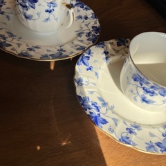 Magna 青い花柄 ティーカップ・ソーサー セットの画像