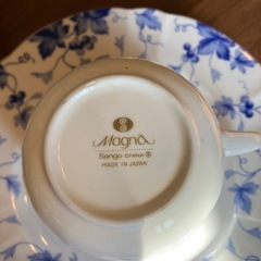 Magna 青い花柄 ティーカップ・ソーサー セットの画像